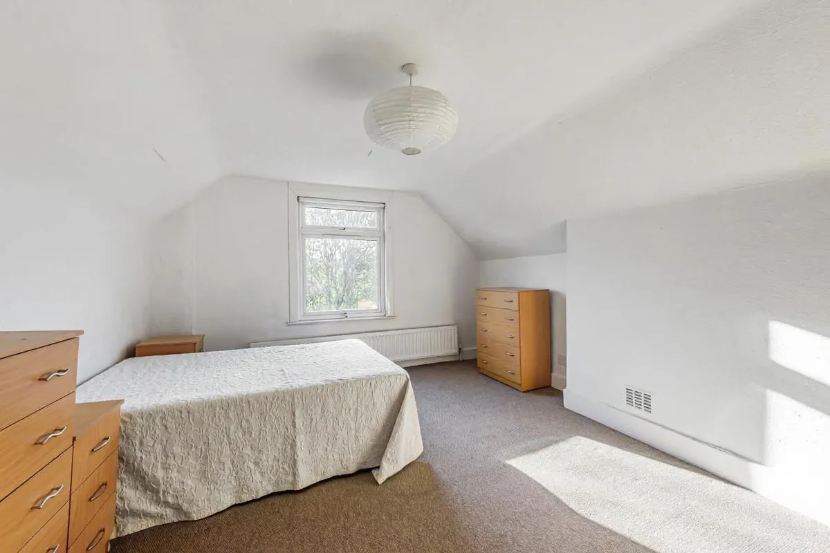 St. Pauls Avenue, London NW2
