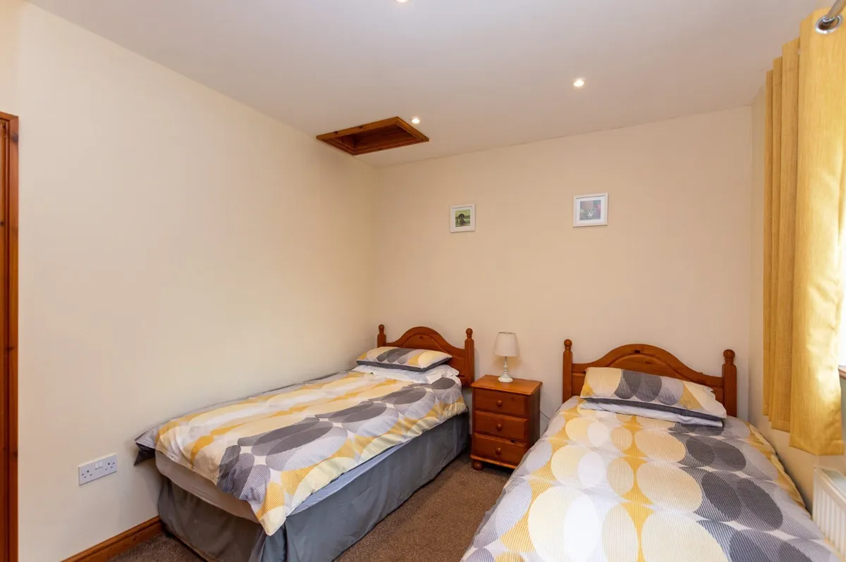 Pentraeth, Isle of Anglesey, LL75