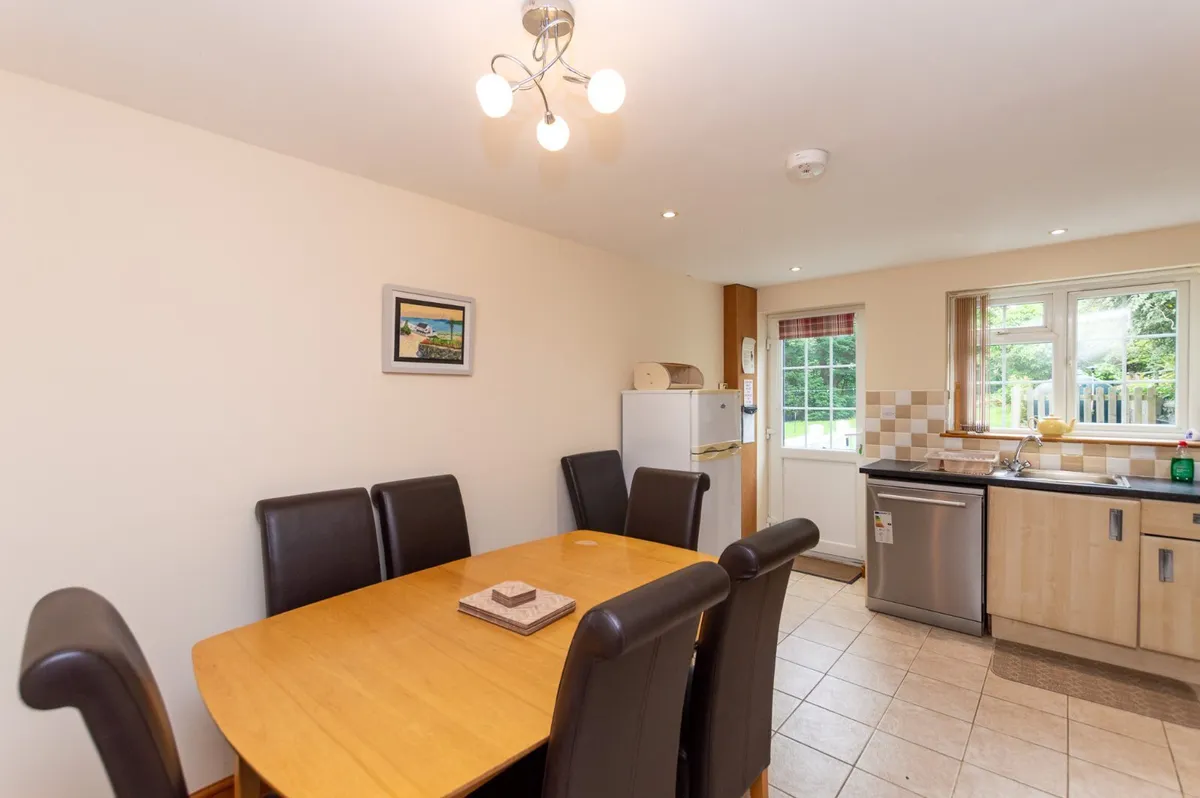 Pentraeth, Isle of Anglesey, LL75