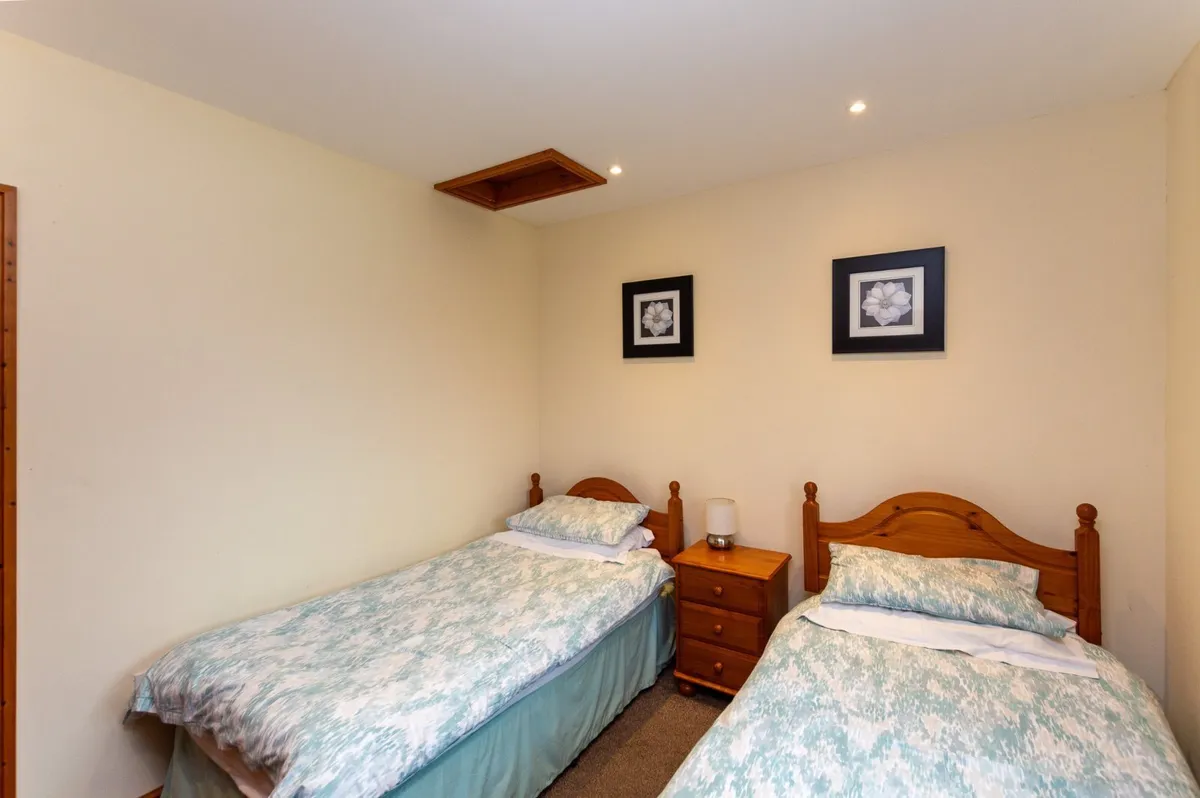Pentraeth, Isle of Anglesey, LL75