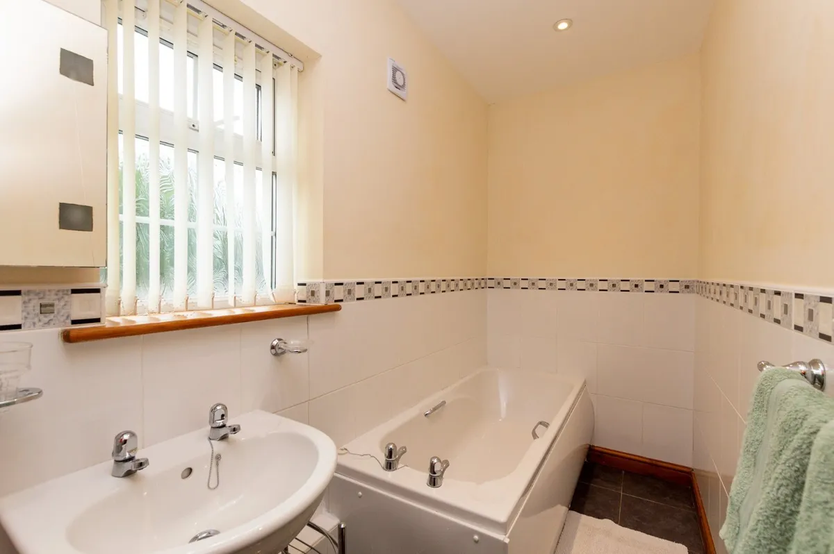Pentraeth, Isle of Anglesey, LL75