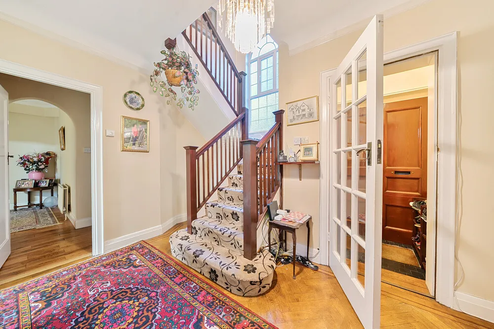 Copsem Drive, Esher, KT10