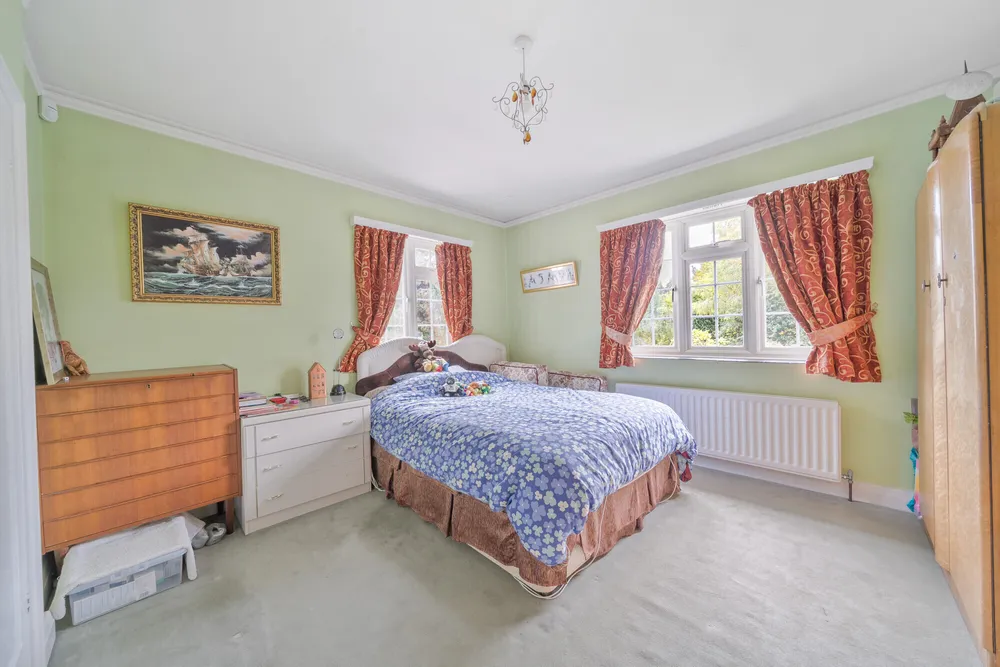 Copsem Drive, Esher, KT10