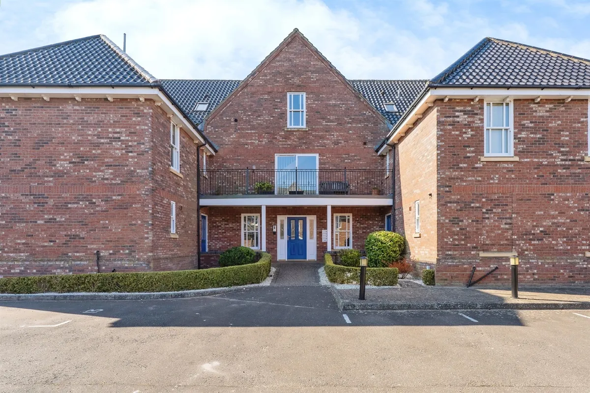 Peacock Lane, Holt