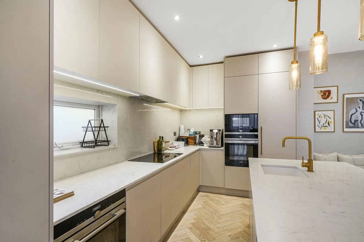 Trevelyan Gardens, London, NW10