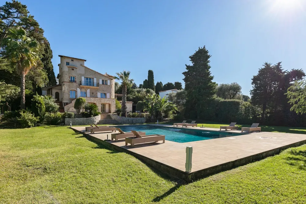 Antibes (Cap d'Antibes), 06160, France