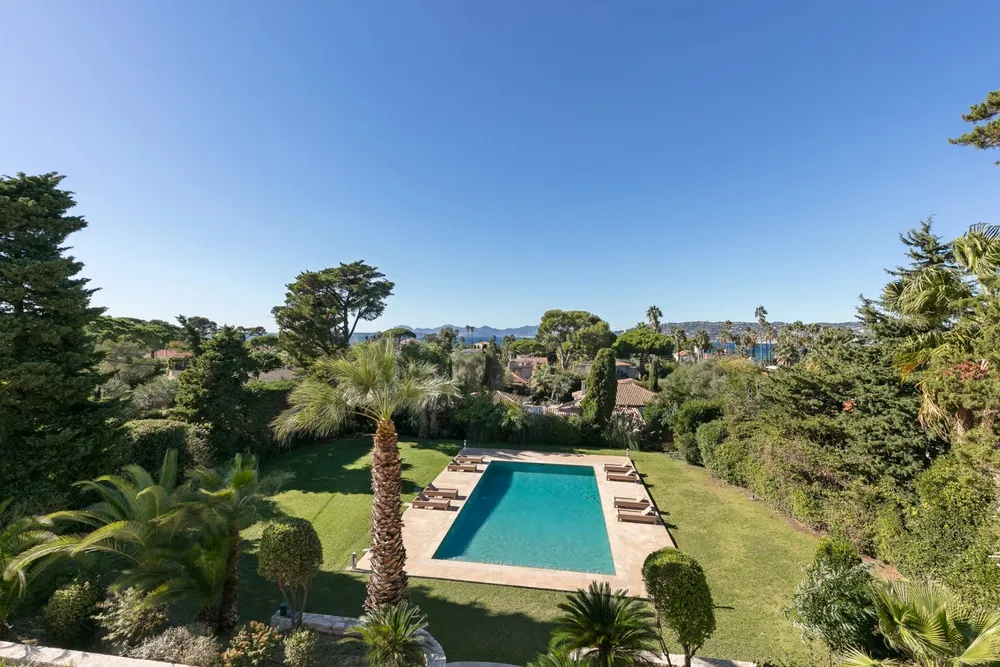 Antibes (Cap d'Antibes), 06160, France