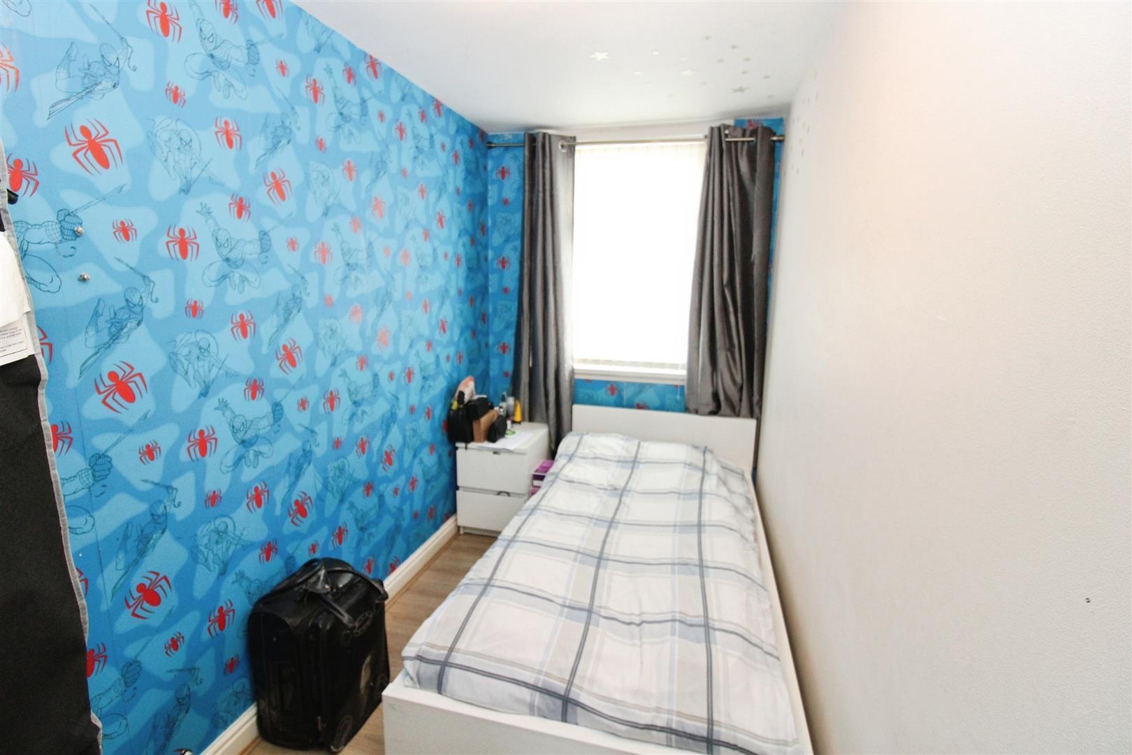Cadeleigh Close, Bransholme Image 13