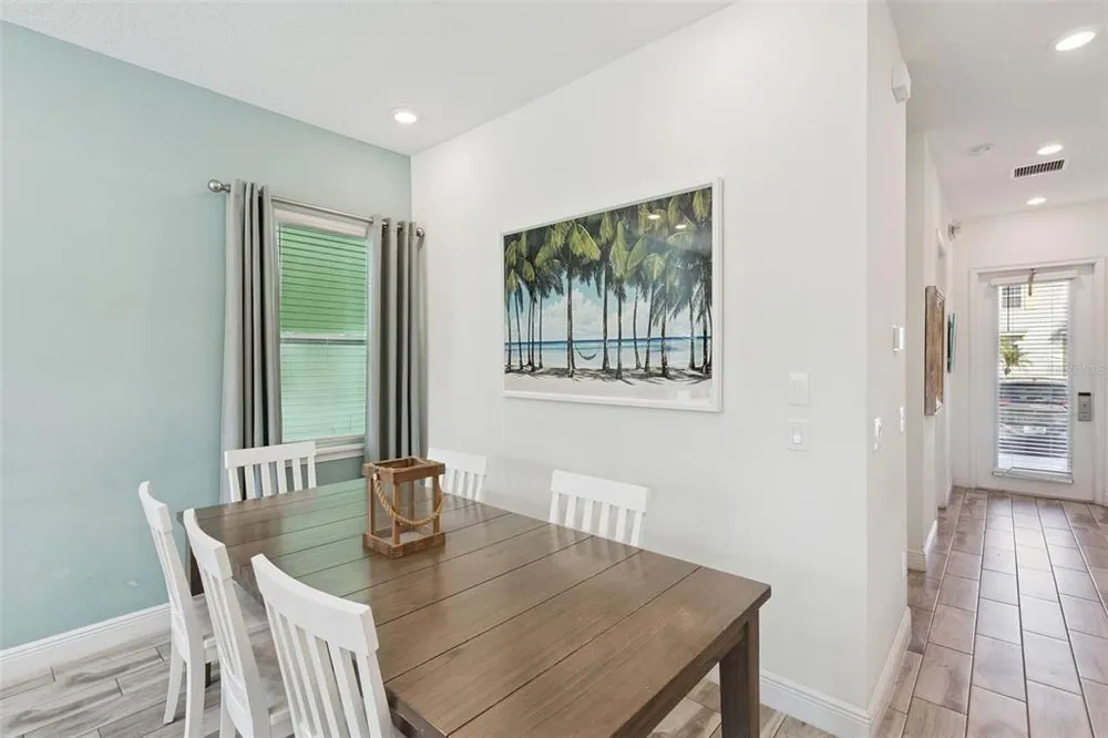 8082 Knee Deep Rd, Kissimmee, FL 34747