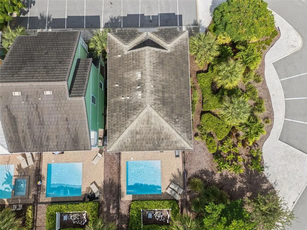 8082 Knee Deep Rd, Kissimmee, FL 34747