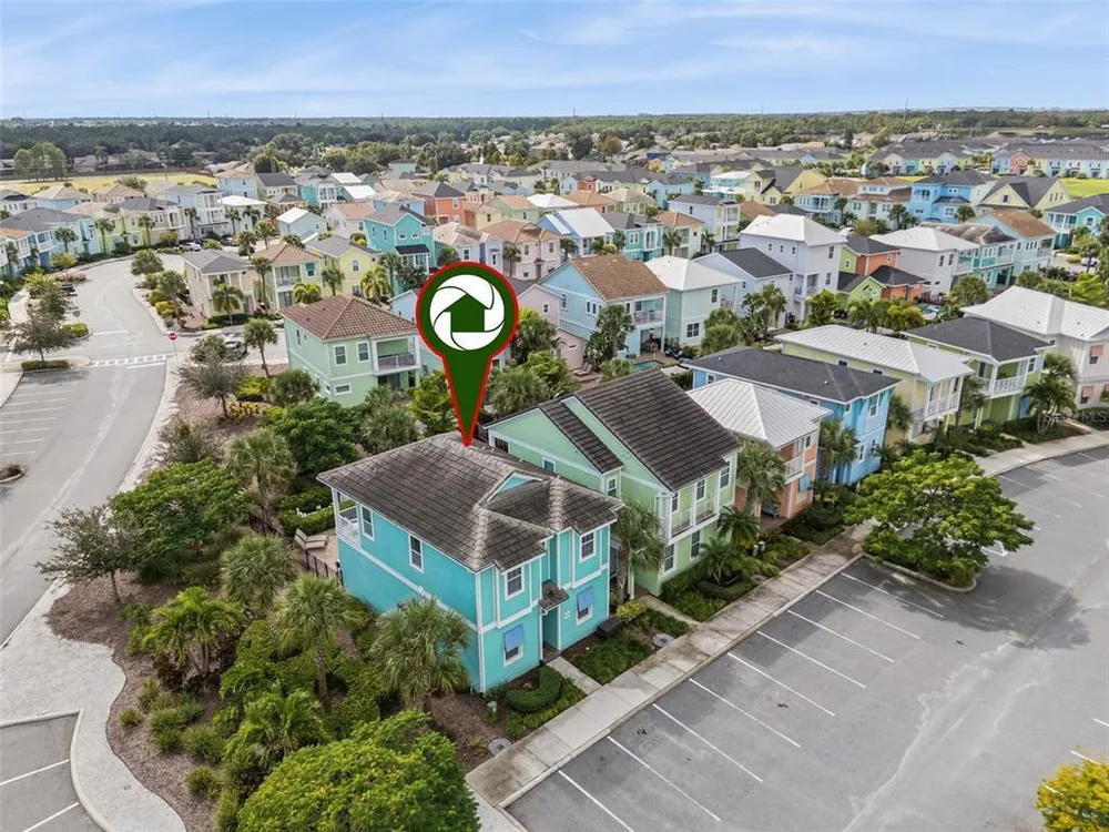 8082 Knee Deep Rd, Kissimmee, FL 34747
