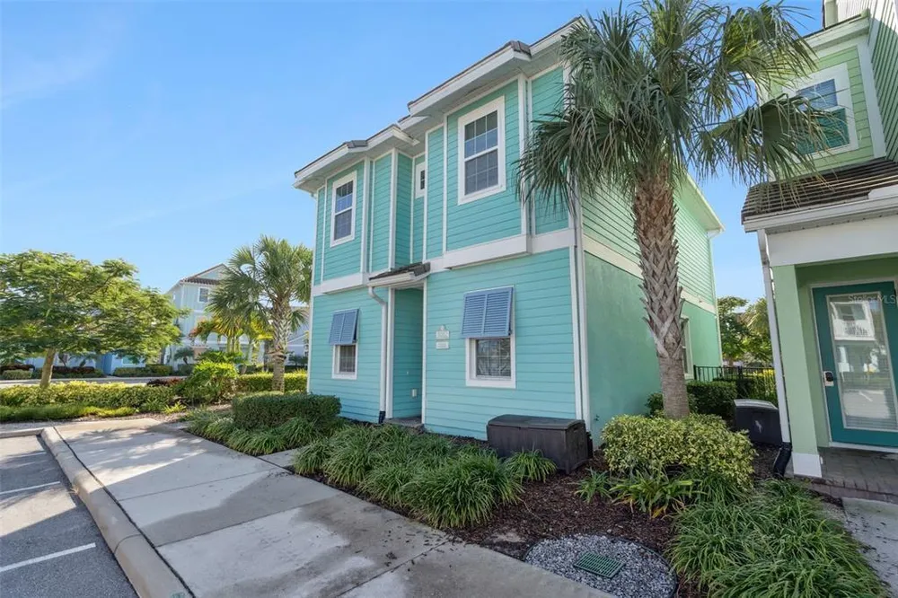 8082 Knee Deep Rd, Kissimmee, FL 34747