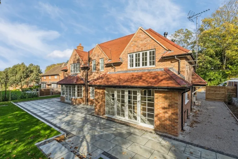 Dog Kennel Lane, Chorleywood, WD3