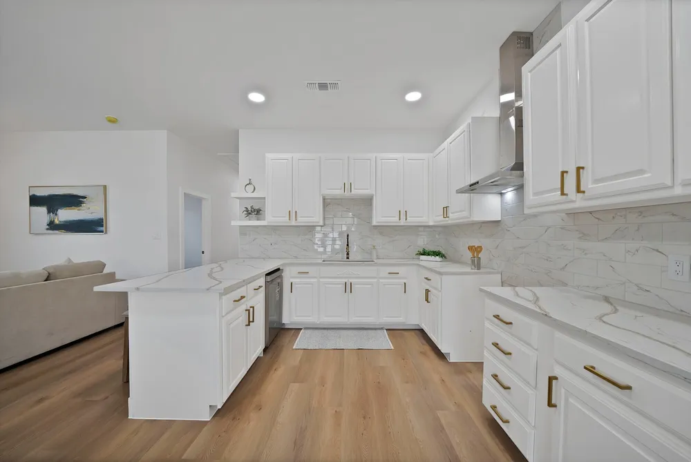 1130 E Hattie St, Fort Worth, TX 76104