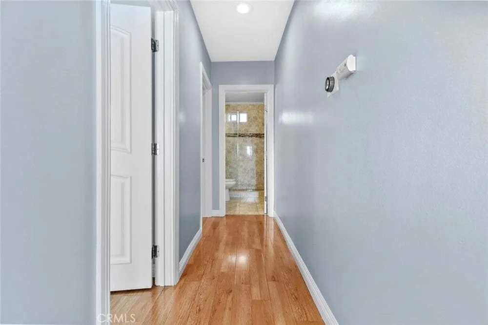 8436 Amboy Ave, Sun Valley, CA 91352