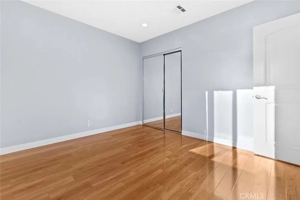 8436 Amboy Ave, Sun Valley, CA 91352