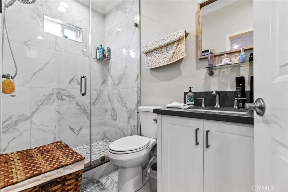 8436 Amboy Ave, Sun Valley, CA 91352