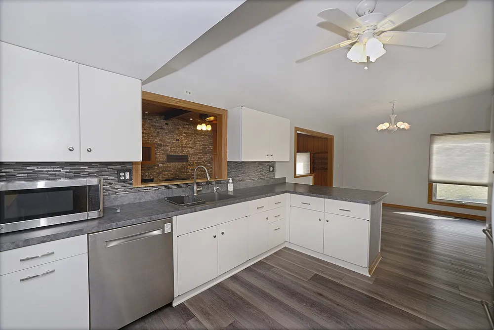 3757 N State Rte 71, Sheridan, IL 60551