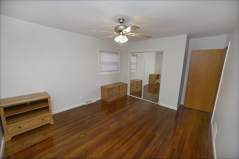 3757 N State Rte 71, Sheridan, IL 60551