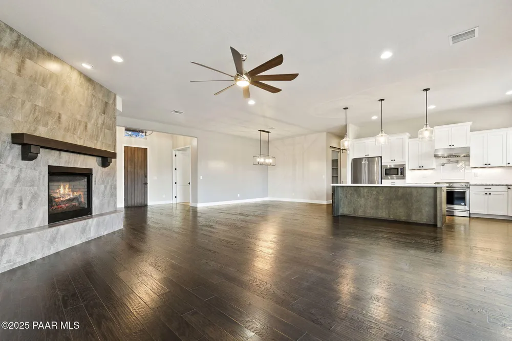 1476 Sierry Peaks Dr, Prescott, AZ 86305