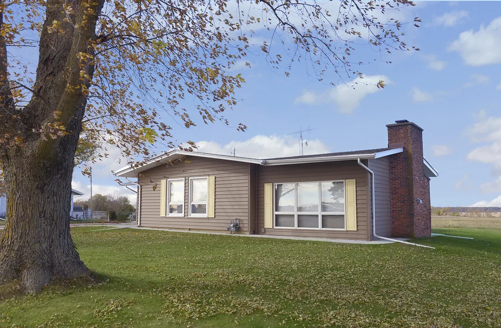3757 N State Rte 71, Sheridan, IL 60551