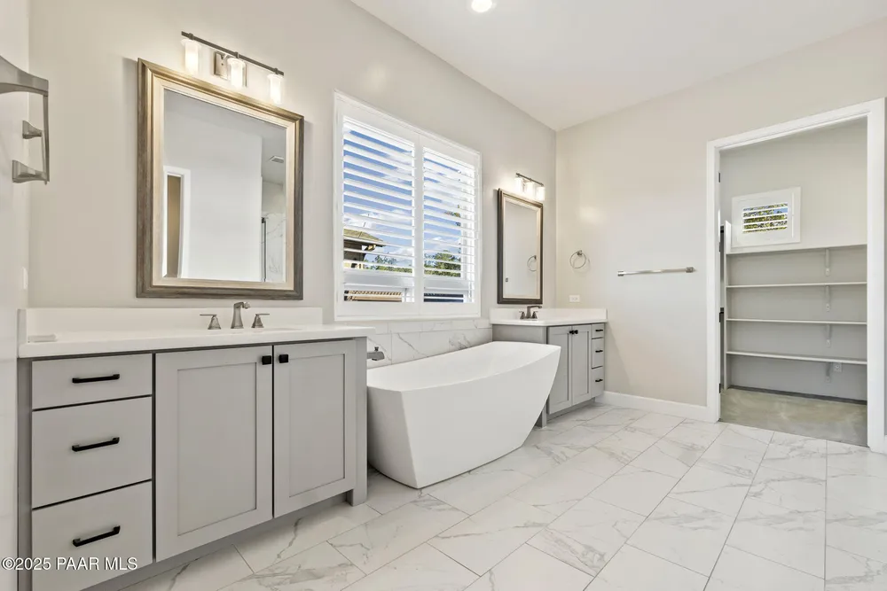 1476 Sierry Peaks Dr, Prescott, AZ 86305