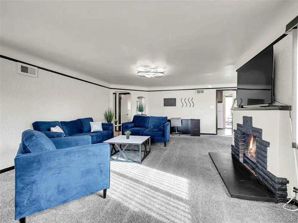 1536 Benton St, Lakewood, CO 80214