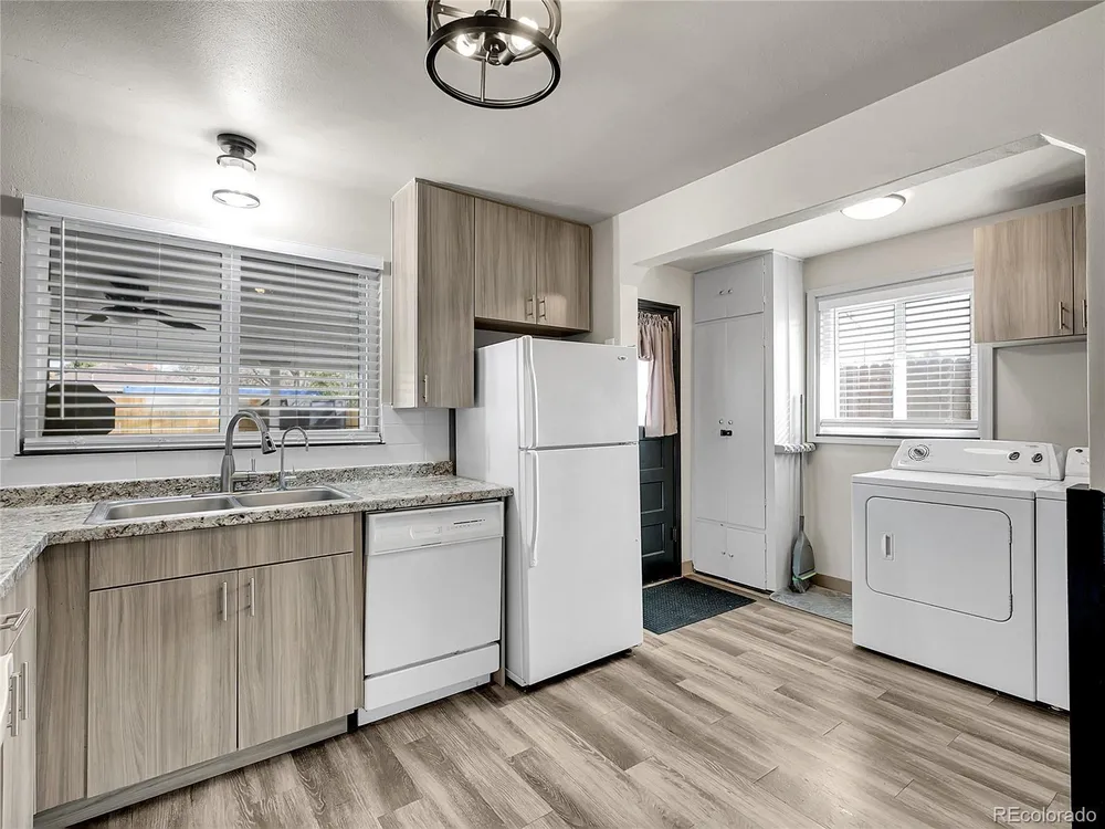 1536 Benton St, Lakewood, CO 80214