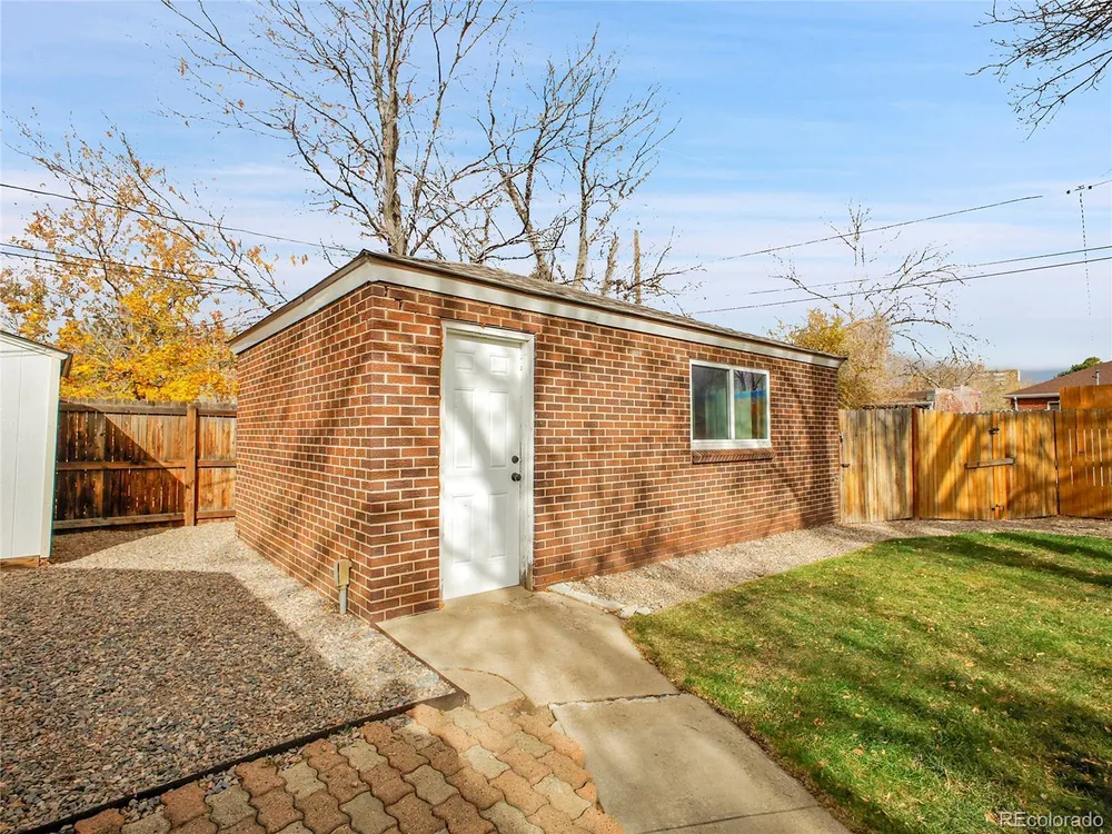 1536 Benton St, Lakewood, CO 80214