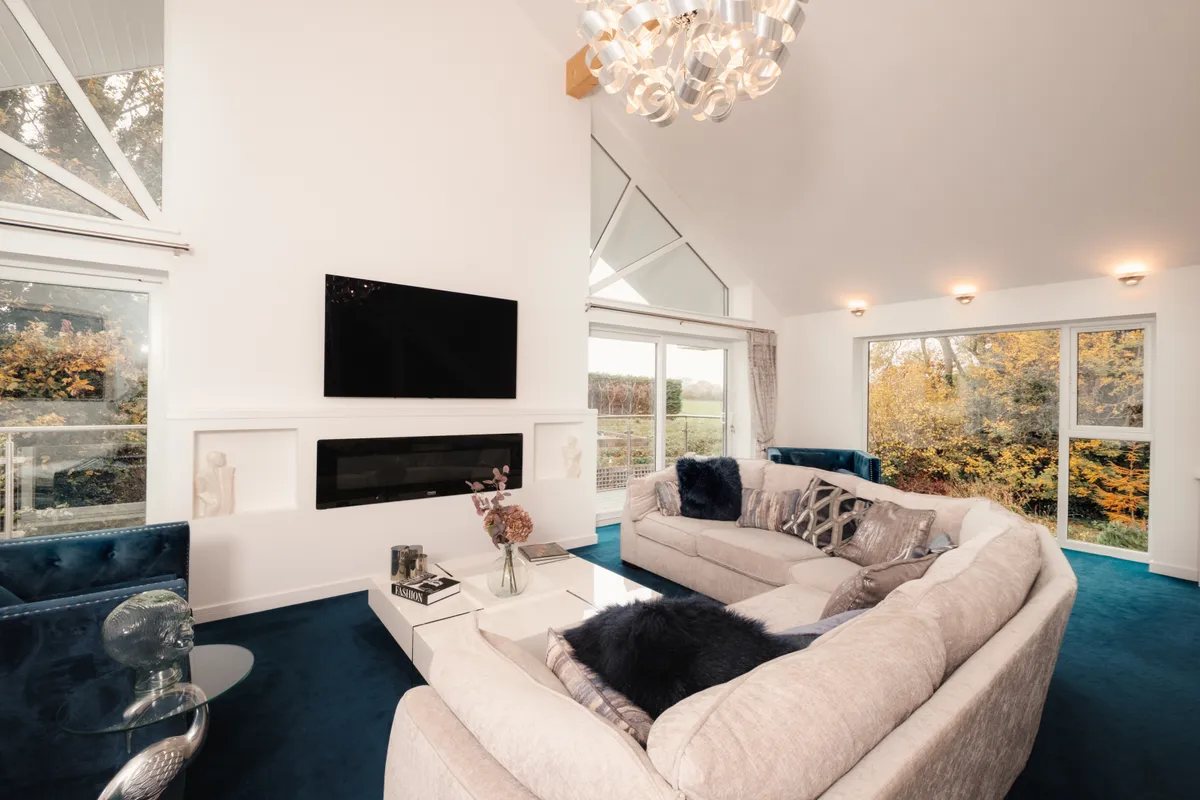 Harewood End, Hereford, Herefordshire, HR2