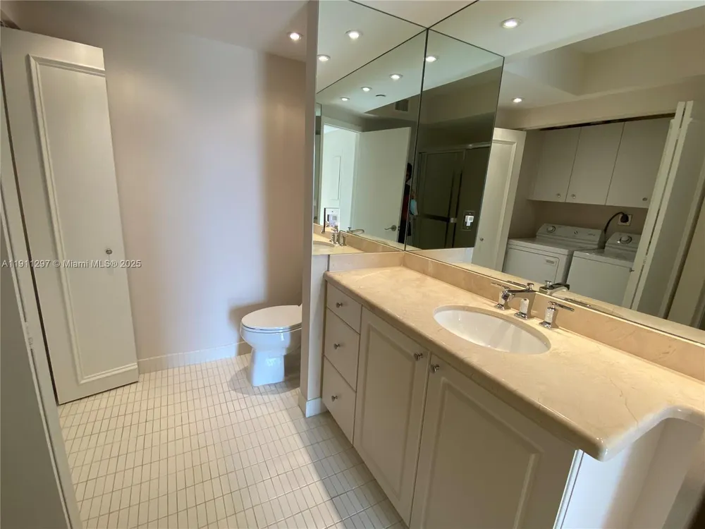 20281 E Country Club Dr, Aventura, FL 33180