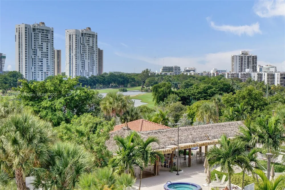 20281 E Country Club Dr, Aventura, FL 33180