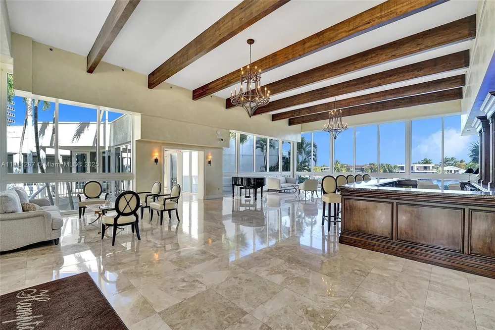 20281 E Country Club Dr, Aventura, FL 33180