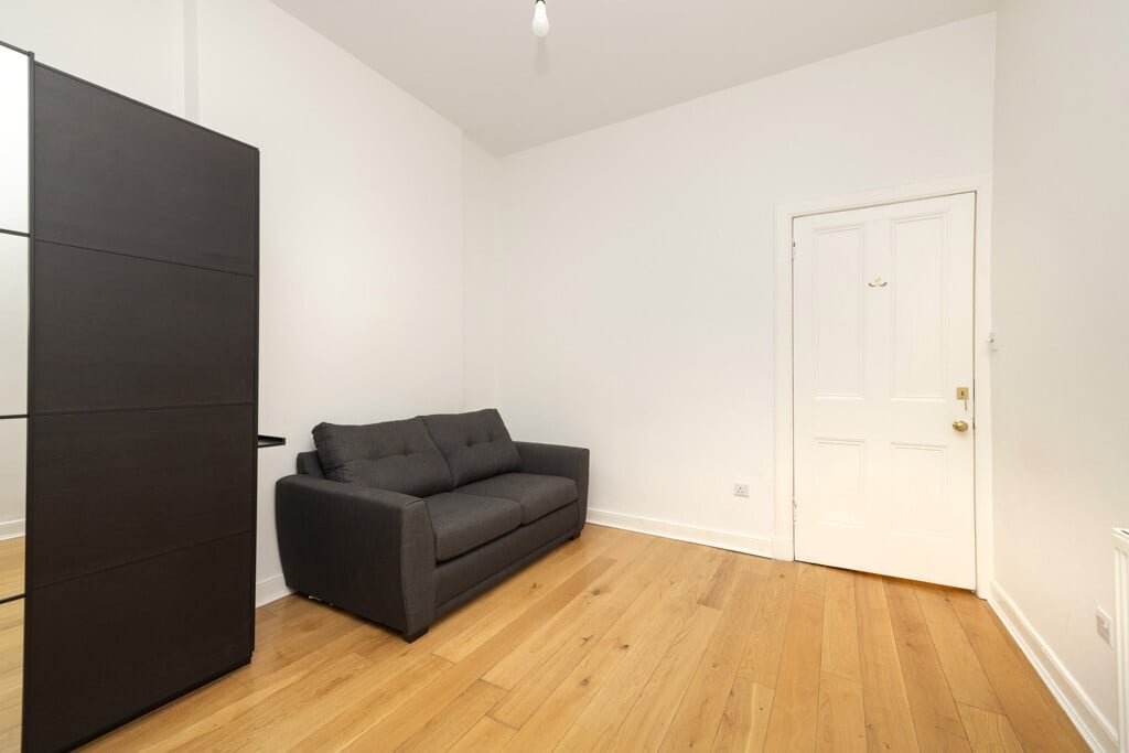 6 (PF2) Drumdryan Street, Tollcross, Edinburgh, EH3 9LA Image 7