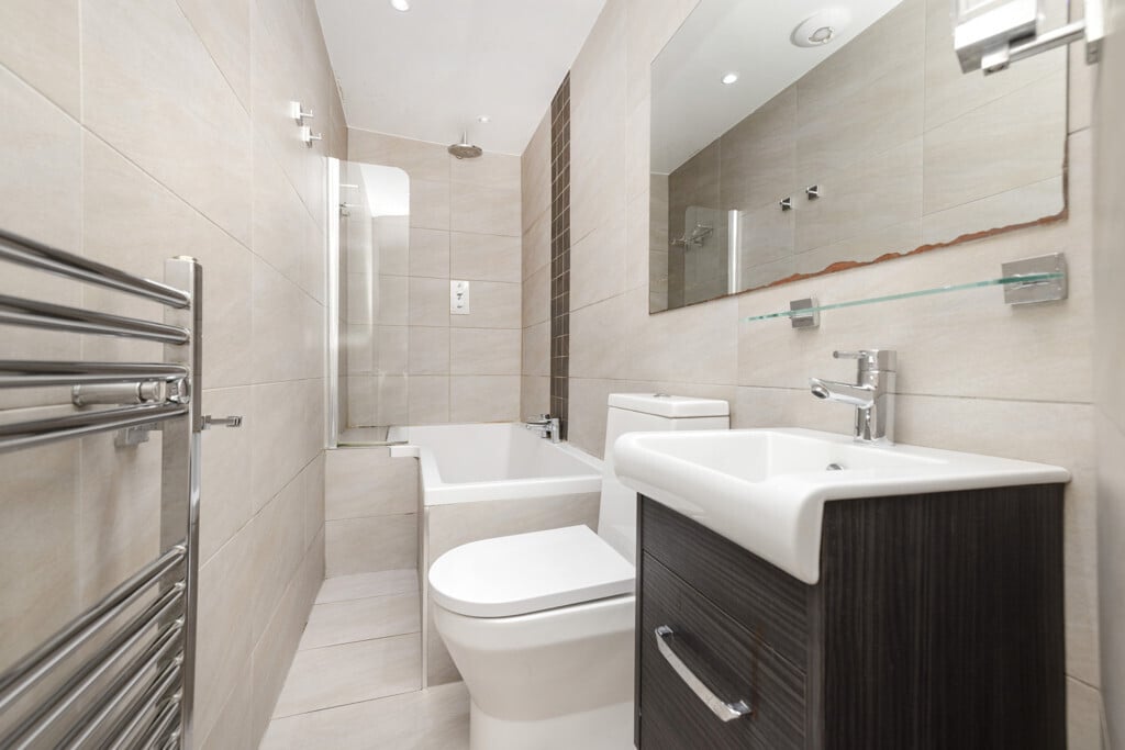 6 (PF2) Drumdryan Street, Tollcross, Edinburgh, EH3 9LA Image 8