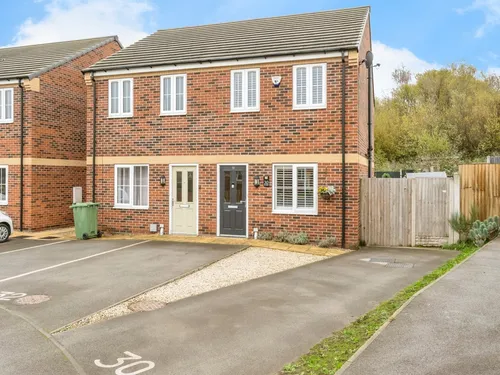 Well Hill Drive, Harworth, Doncasterphoto