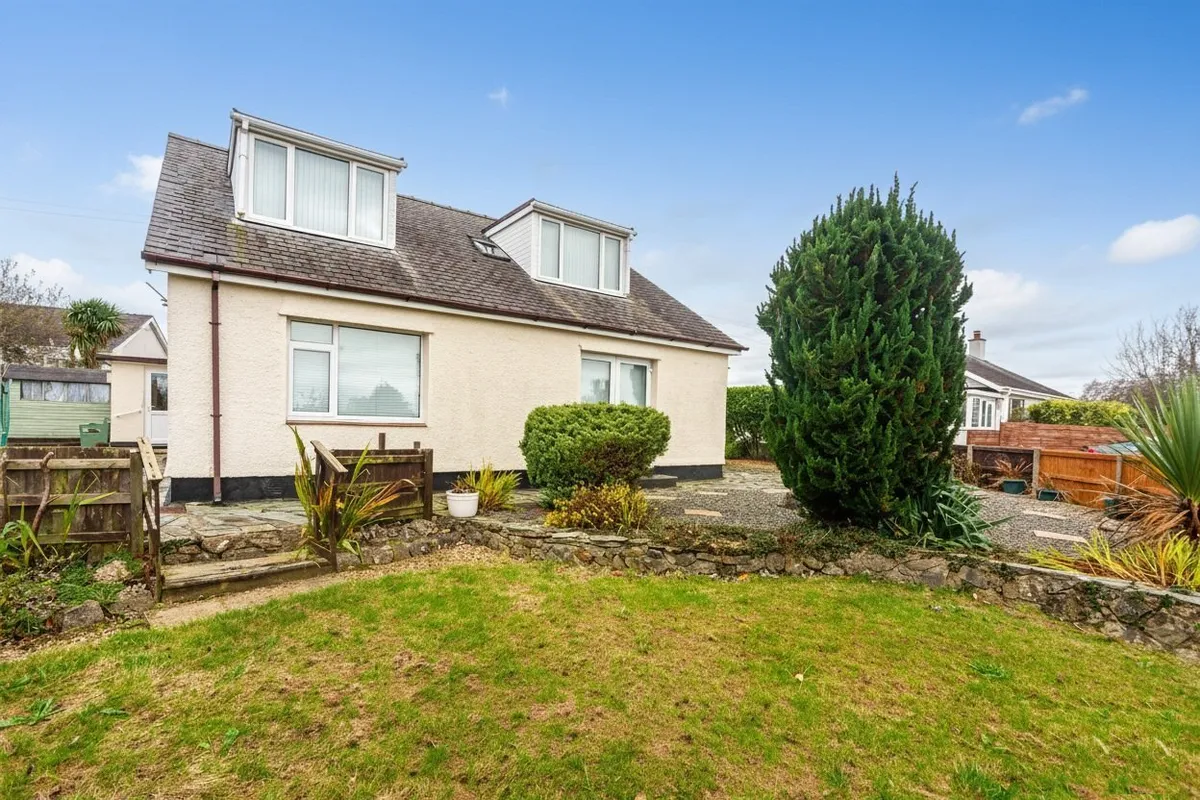 Gwel Y Don, Pentraeth, Isle Of Anglesey, LL75