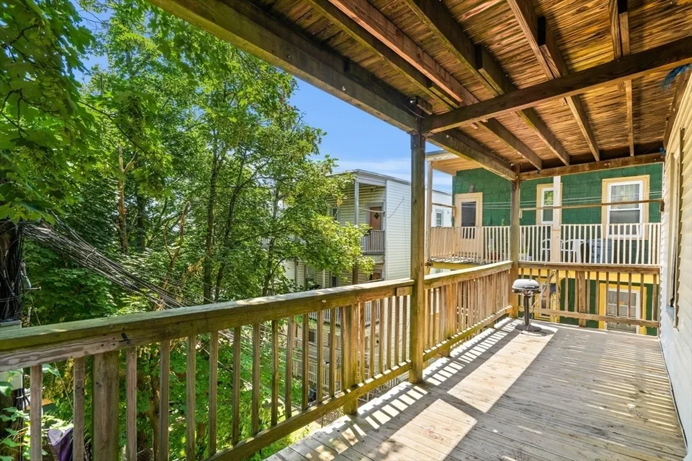 76 Bellevue St, Boston, MA 02125