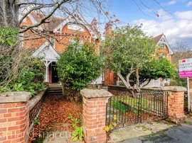 Knoll Road, Dorking photo
