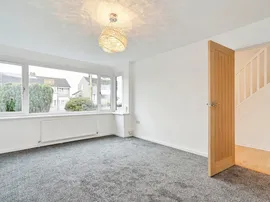 Nessfield Drive, Keighley thumb 3