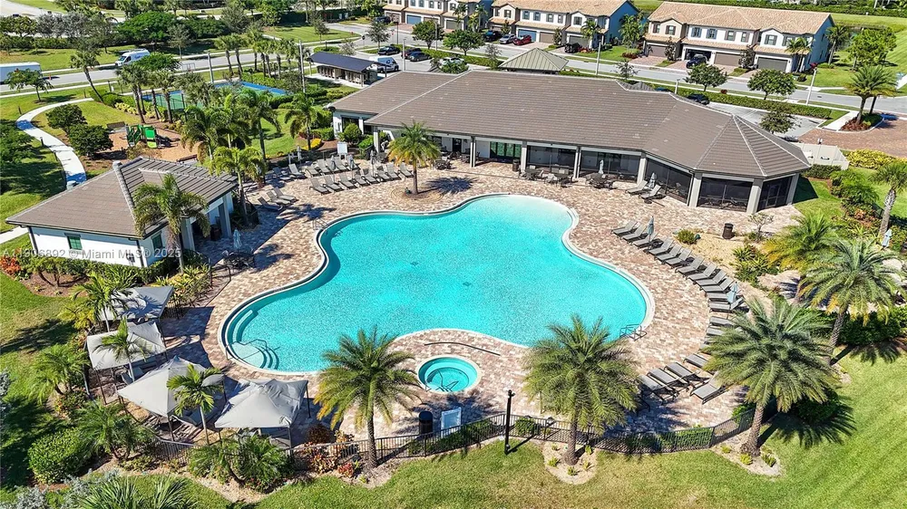 8605 Patron Ln, Lake Worth, FL 33467