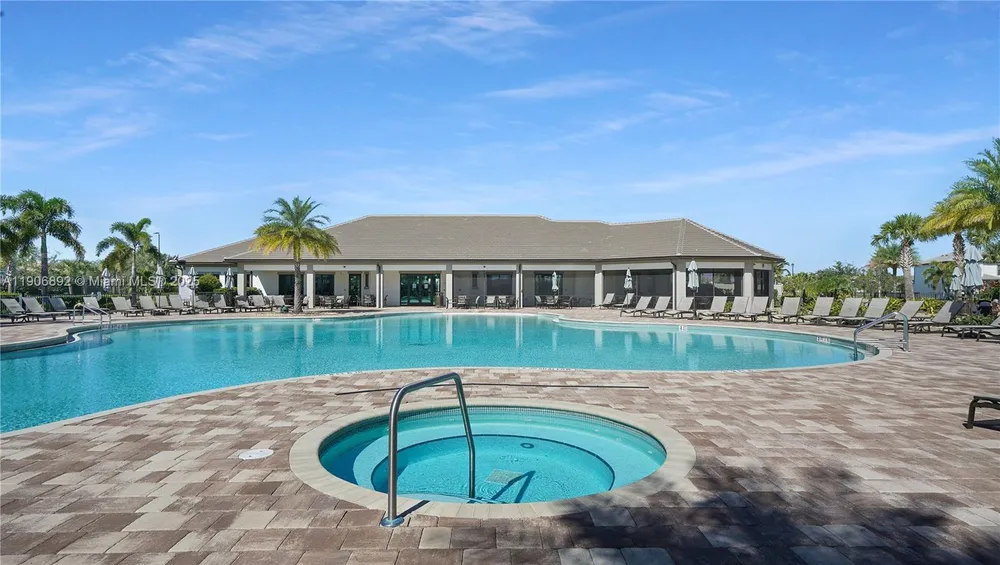 8605 Patron Ln, Lake Worth, FL 33467