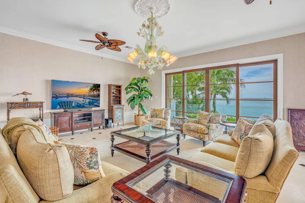 205 15th Circle, Key Colony Beach, FL 33051