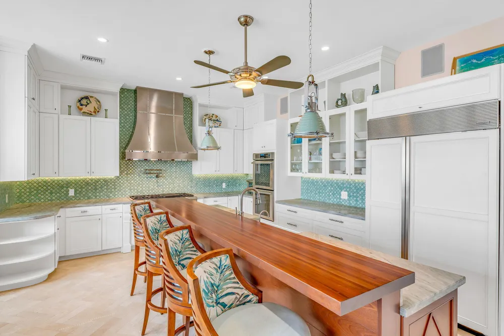 205 15th Circle, Key Colony Beach, FL 33051