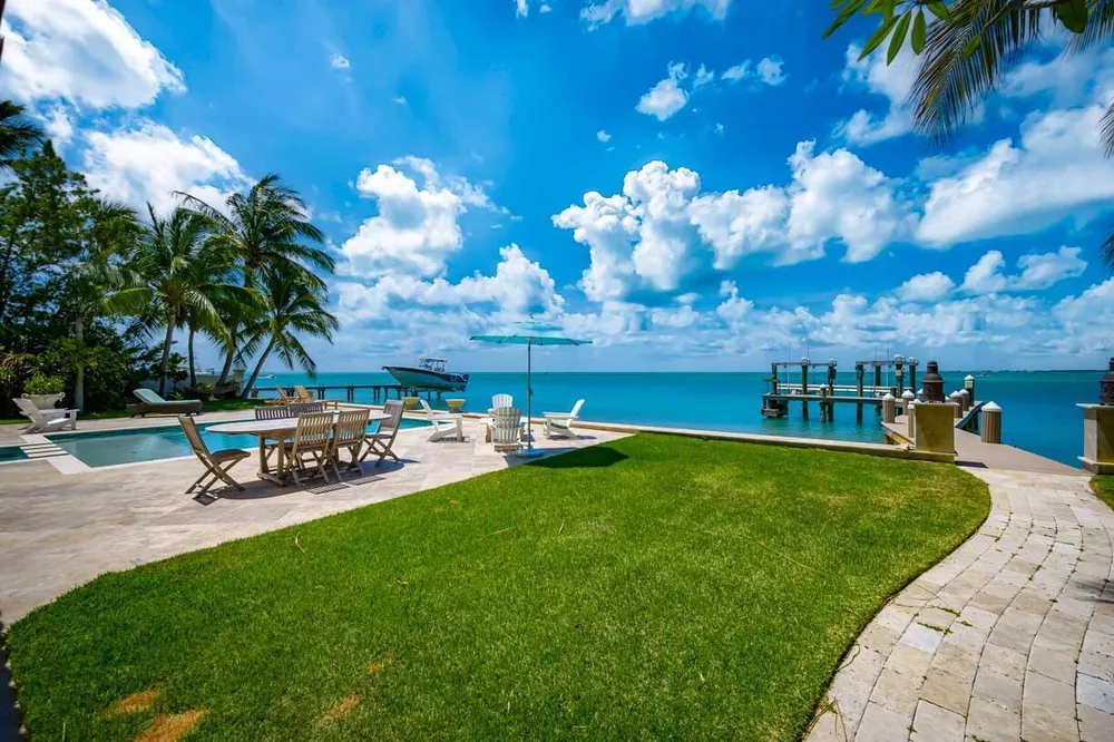 205 15th Circle, Key Colony Beach, FL 33051