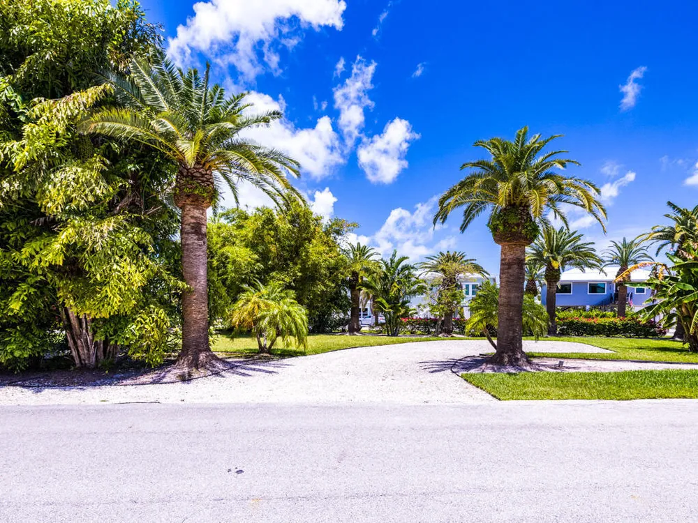 205 15th Circle, Key Colony Beach, FL 33051