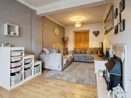 Eastwood Crescent, Leeds thumb 3