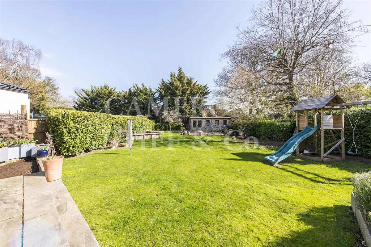 Aylestone Avenue, London NW6