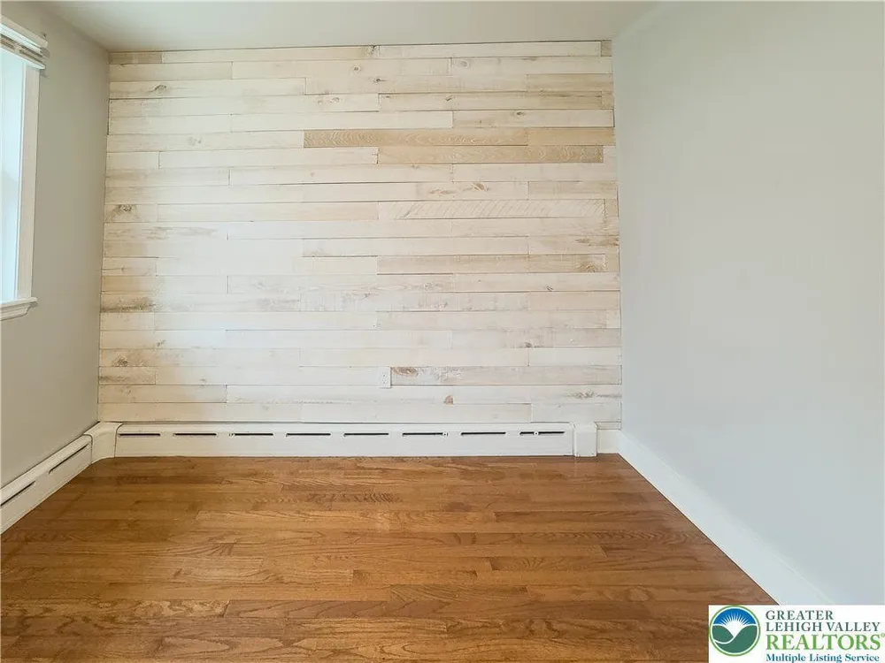 315 Brodhead St, Easton, PA 18042