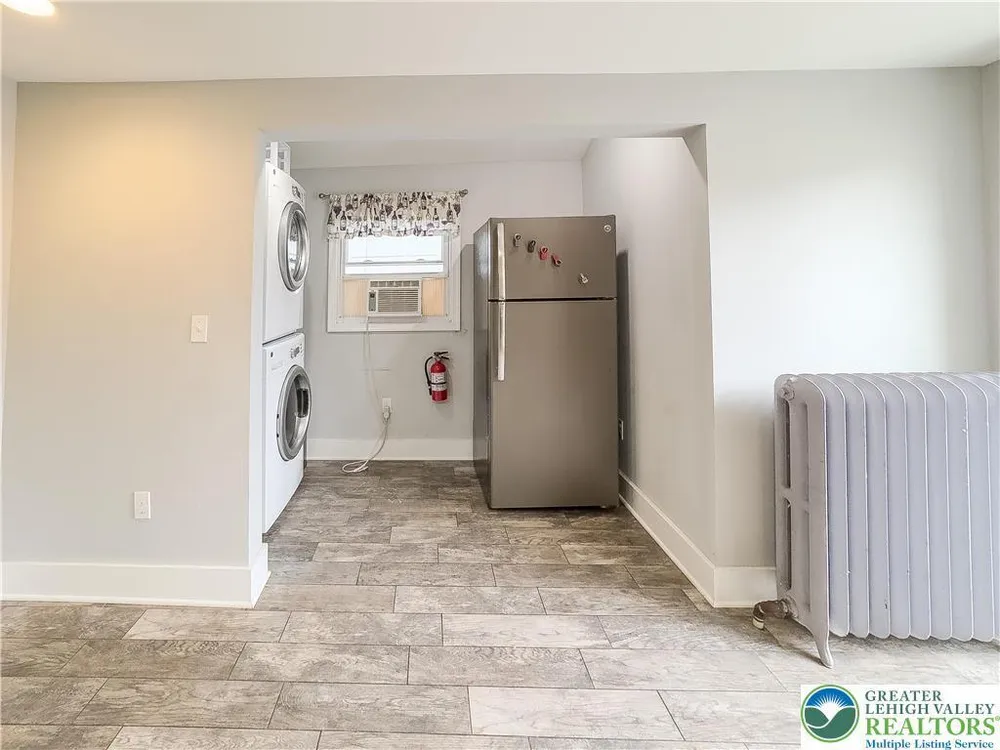 315 Brodhead St, Easton, PA 18042